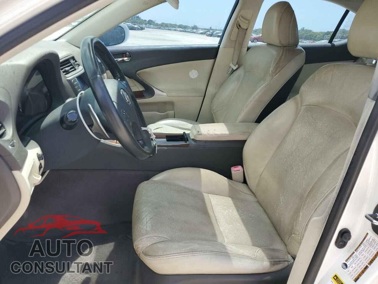 LEXUS IS 2010 - JTHBF5C20A5126928