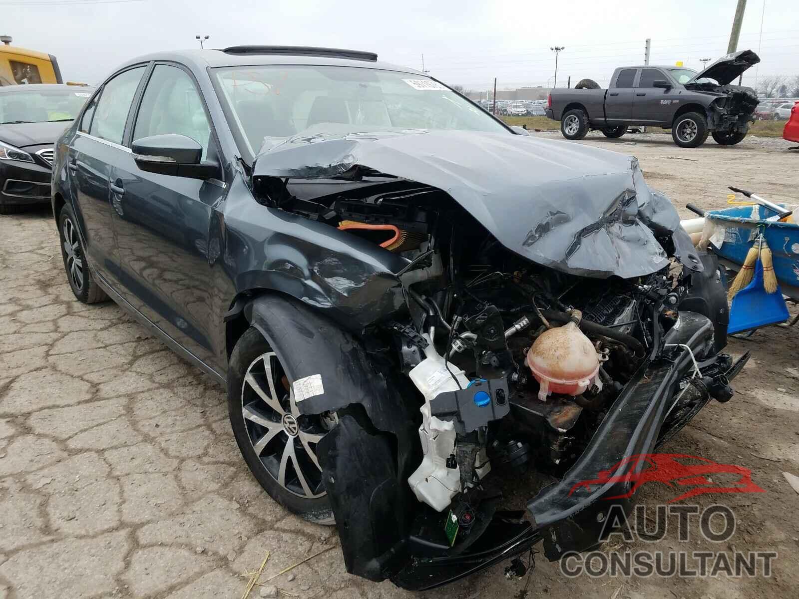 VOLKSWAGEN JETTA 2017 - 3VWDB7AJXHM388792