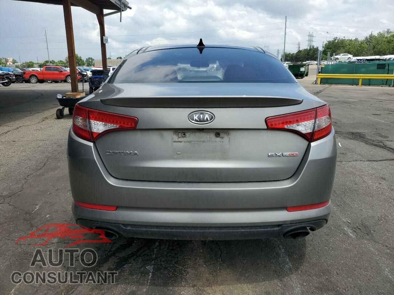KIA OPTIMA 2012 - 5XXGR4A68CG001088