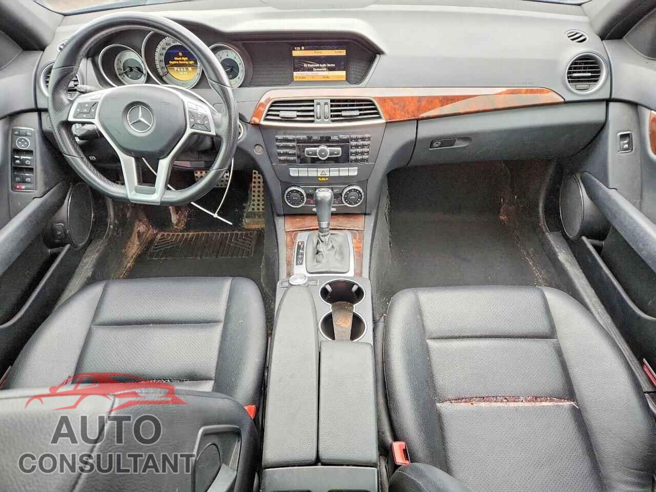 MERCEDES-BENZ C-CLASS 2012 - WDDGF8FB7CA689348