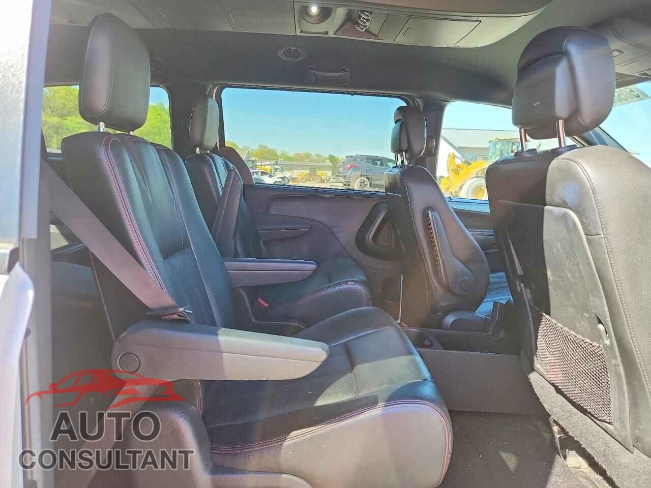 DODGE CARAVAN 2019 - 2C4RDGEG9KR752623