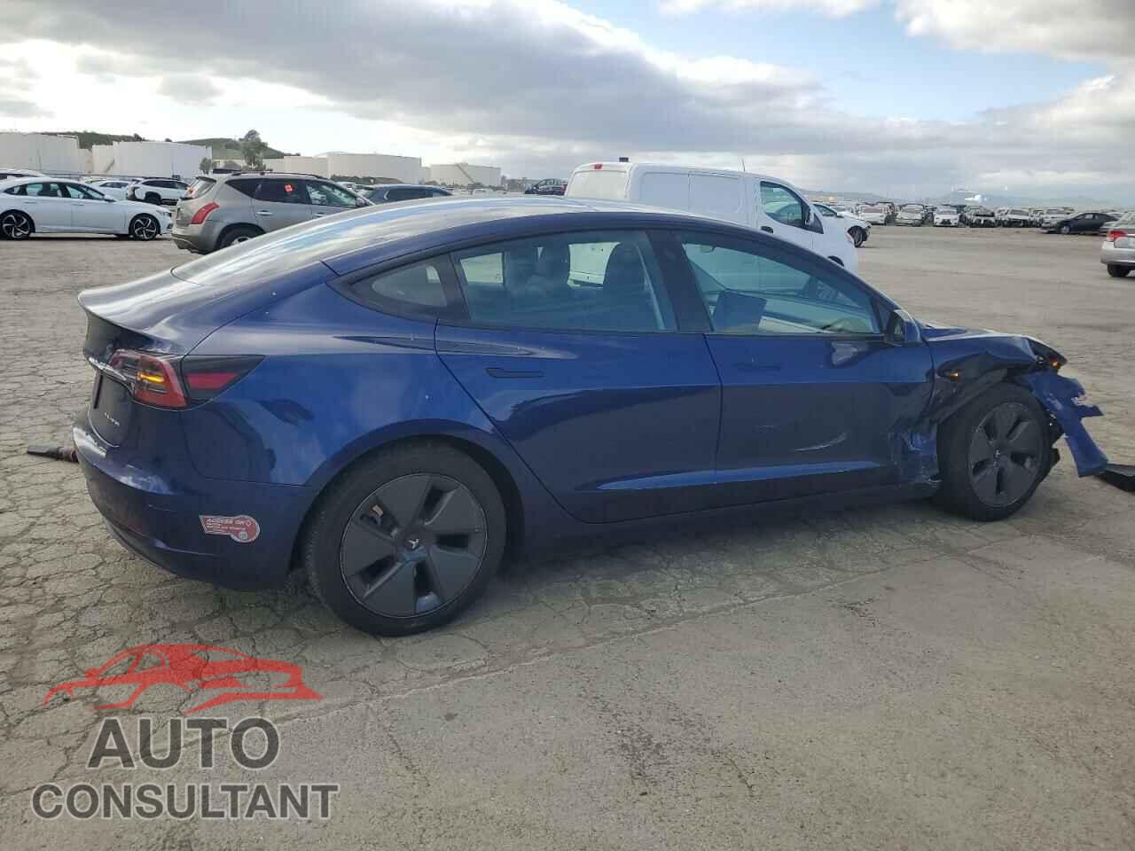 TESLA MODEL 3 2023 - 5YJ3E1EB4PF704079