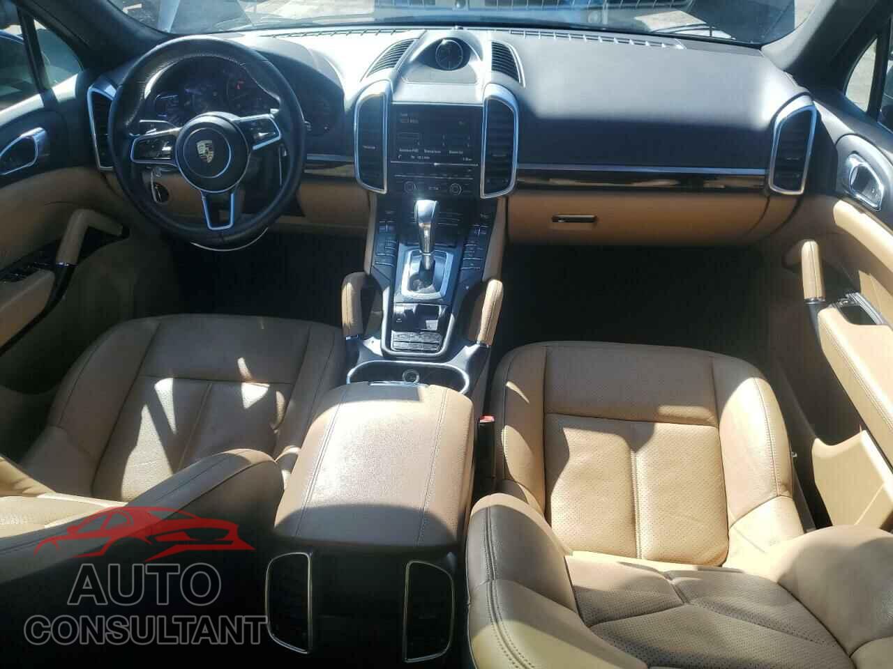 PORSCHE CAYENNE 2016 - WP1AA2A27GLA10304