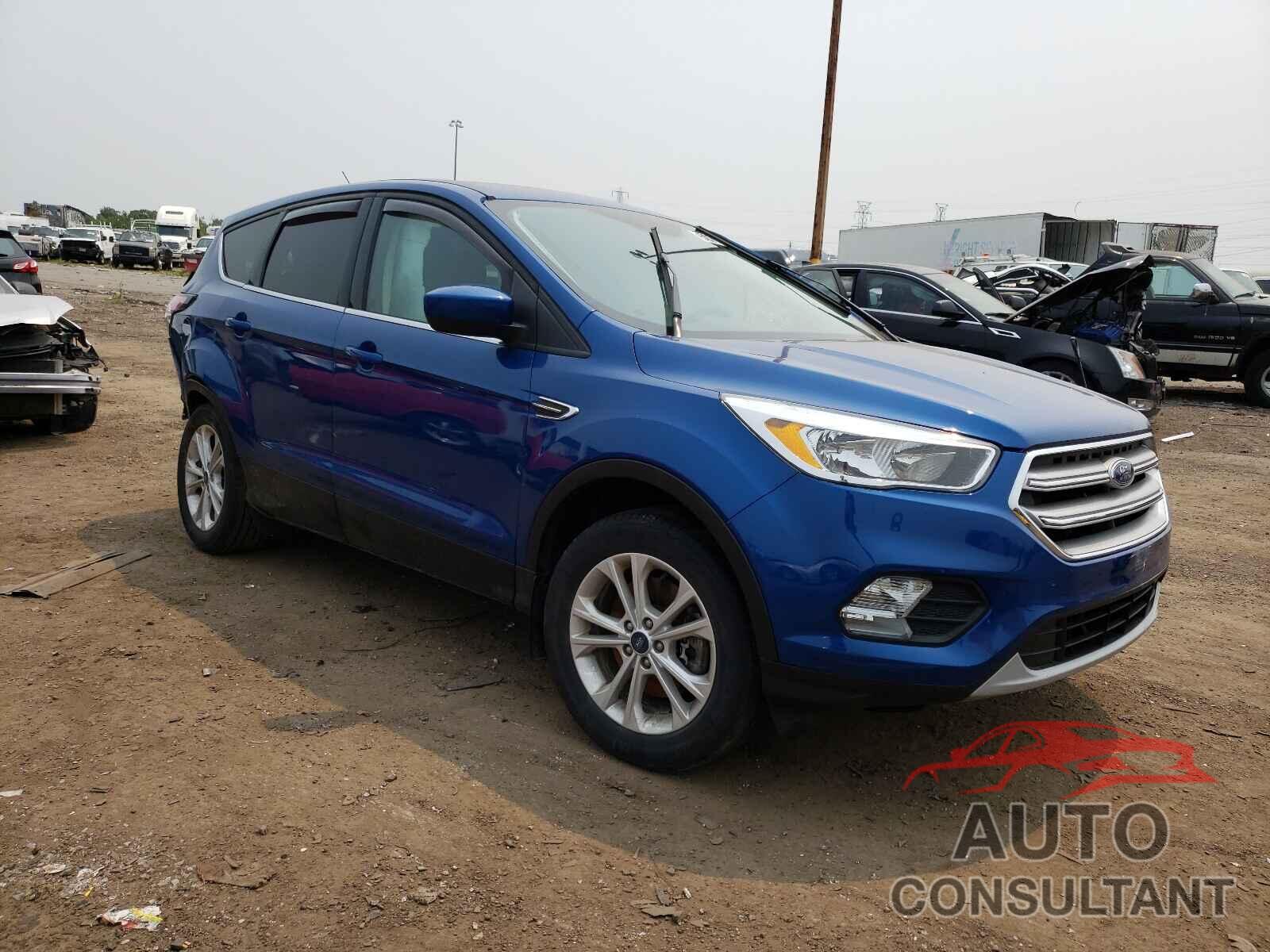 FORD ESCAPE 2017 - 1FMCU9GD5HUA92687