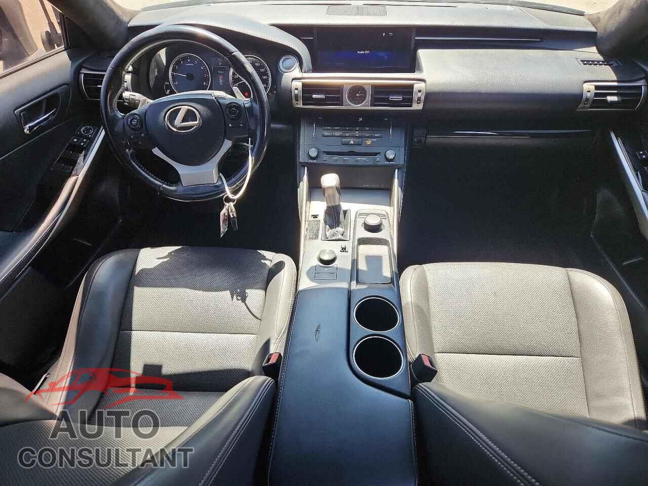LEXUS IS 2016 - JTHBA1D23G5037689