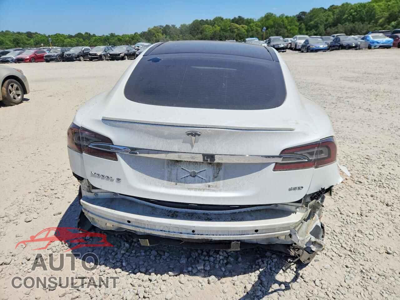 TESLA MODEL S 2015 - 5YJSA1H23FF092698