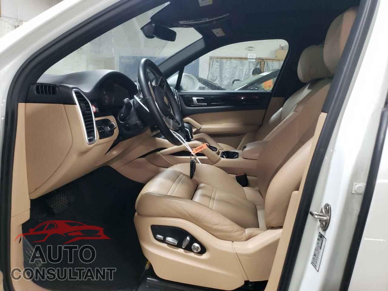 PORSCHE CAYENNE 2019 - WP1AA2AY1KDA04408