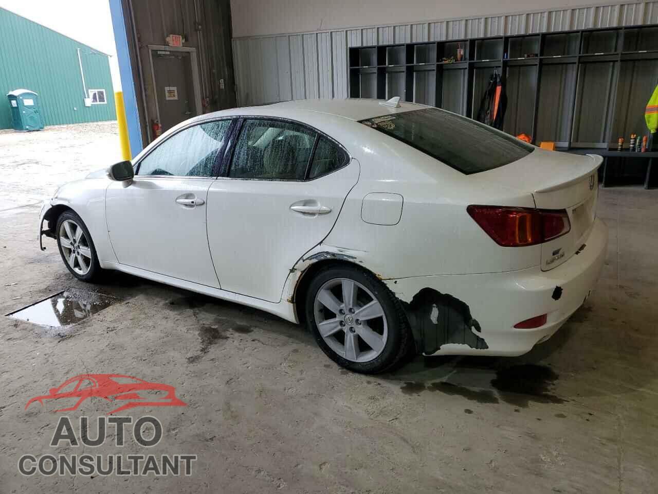 LEXUS IS 2009 - JTHCK262395030121