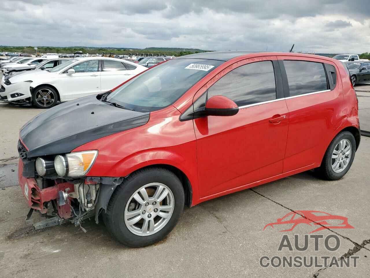 CHEVROLET SONIC 2012 - 1G1JC6SH1C4123720