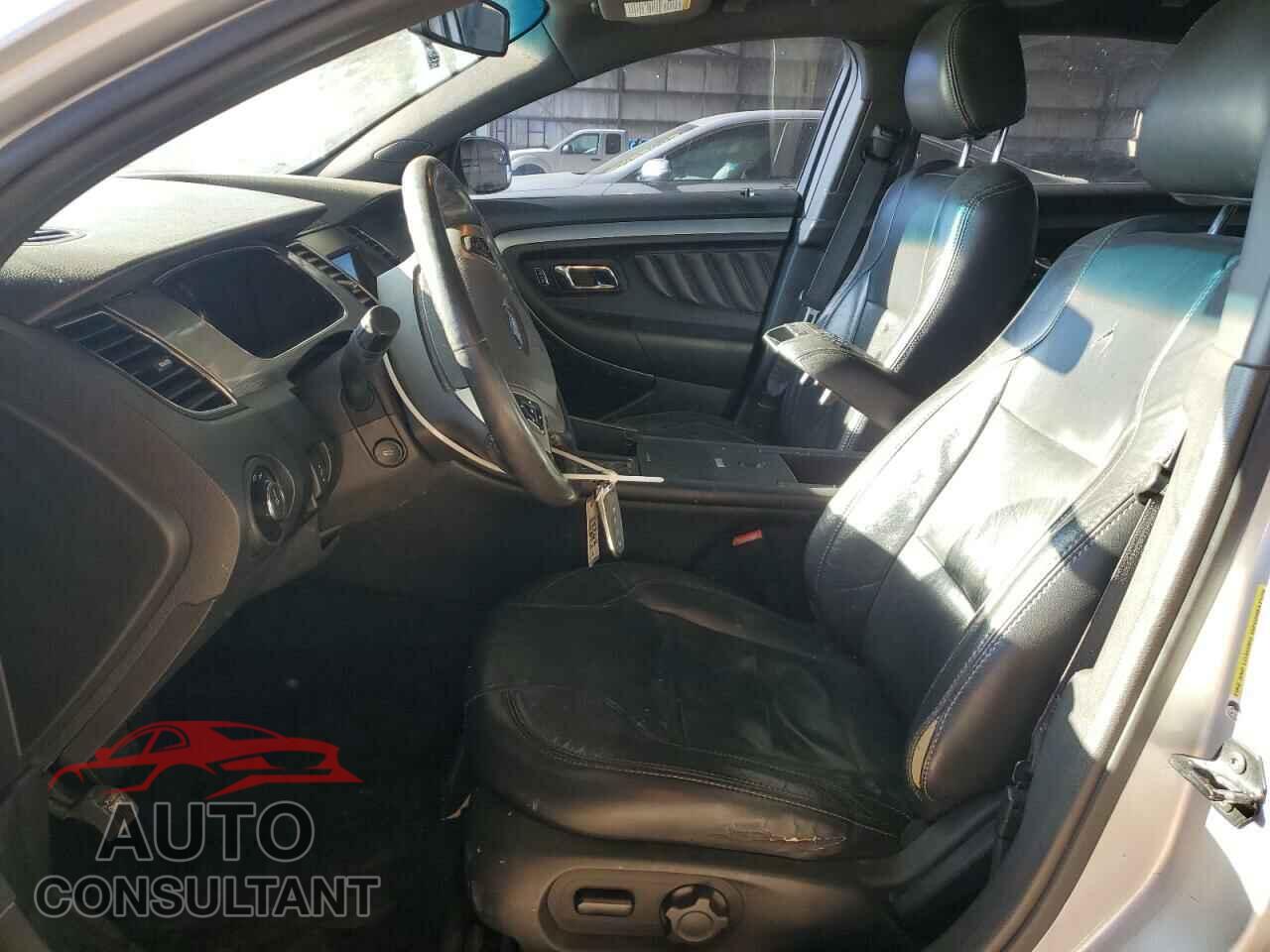 FORD TAURUS 2013 - 1FAHP2E86DG102656