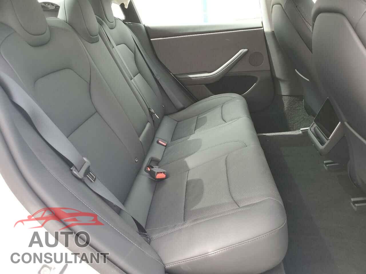 TESLA MODEL 3 2024 - 5YJ3E1EA6RF822676