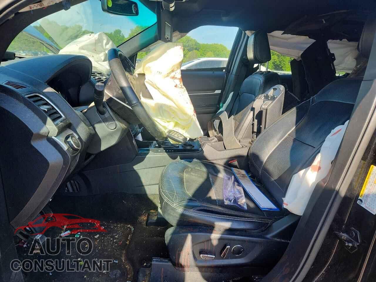 FORD EXPLORER 2018 - 1FM5K7F85JGB62524