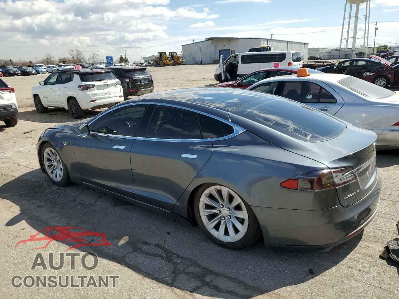 TESLA MODEL S 2013 - 5YJSA1CN9DFP14820