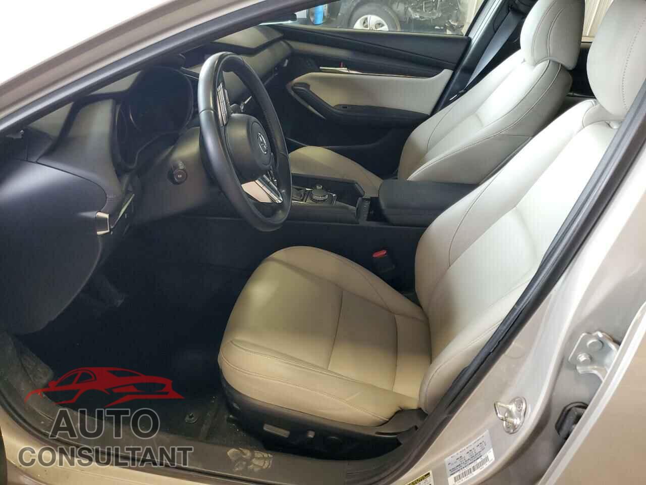 MAZDA 3 2023 - JM1BPALM7P1611690