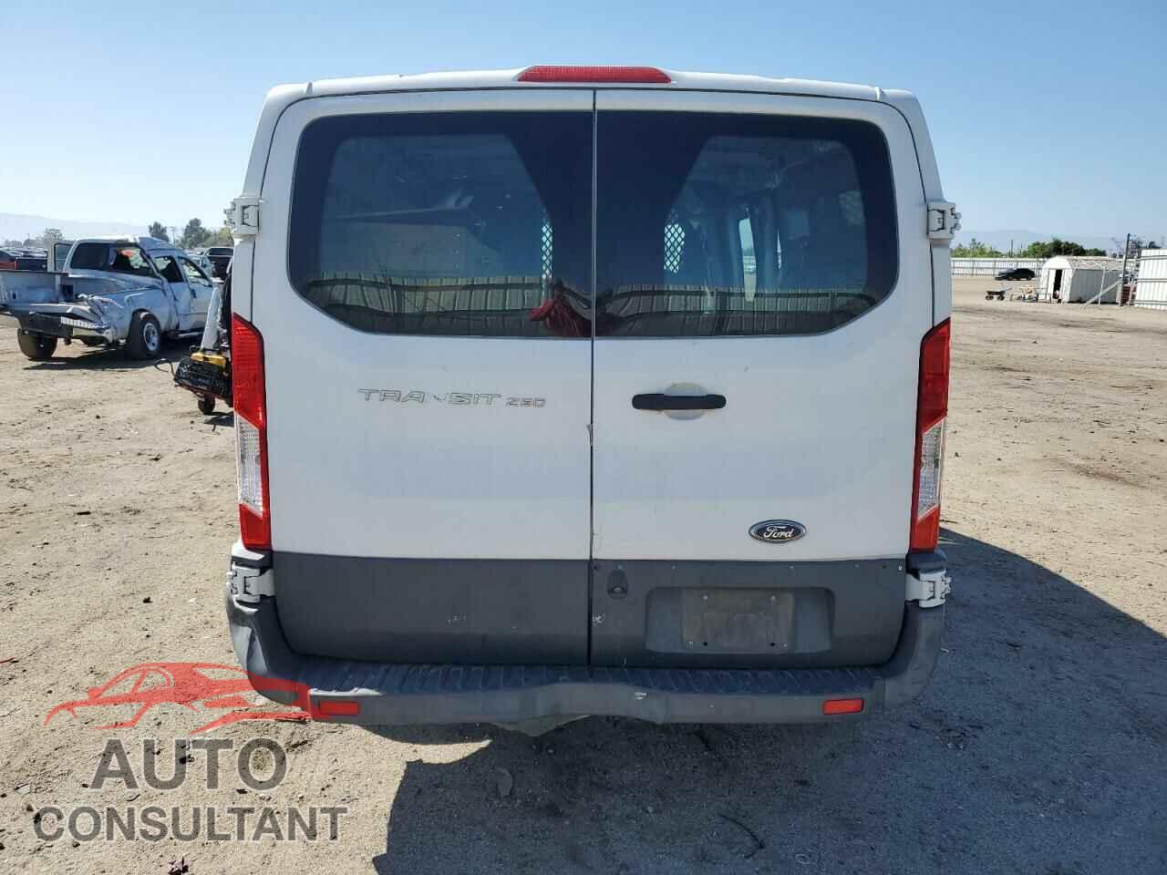 FORD TRANSIT 2016 - 1FTYR1ZM0GKB37183