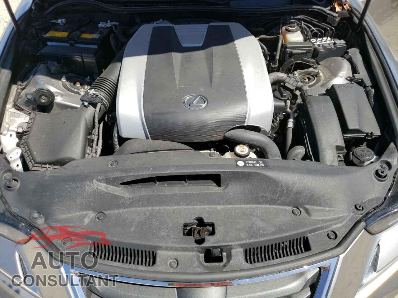 LEXUS IS 2018 - JTHC81D28J5032933
