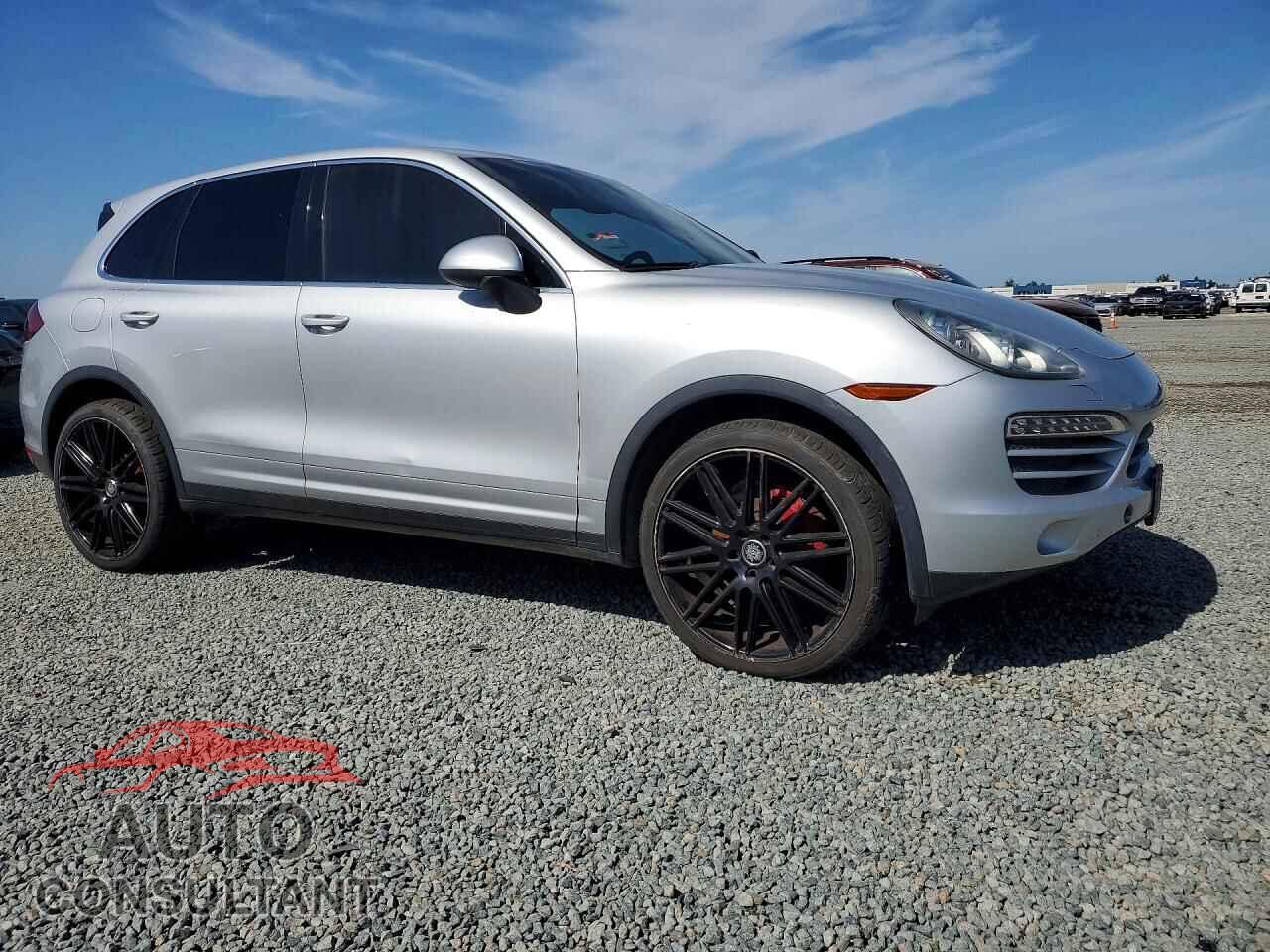 PORSCHE CAYENNE 2011 - WP1AA2A28BLA08456