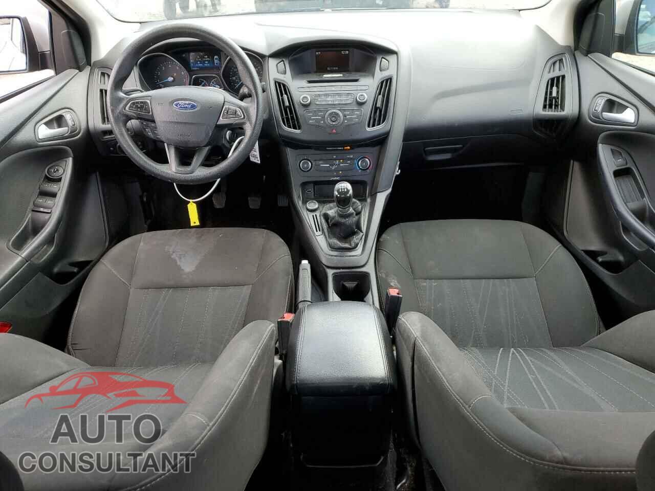FORD FOCUS 2015 - 1FADP3F27FL248783