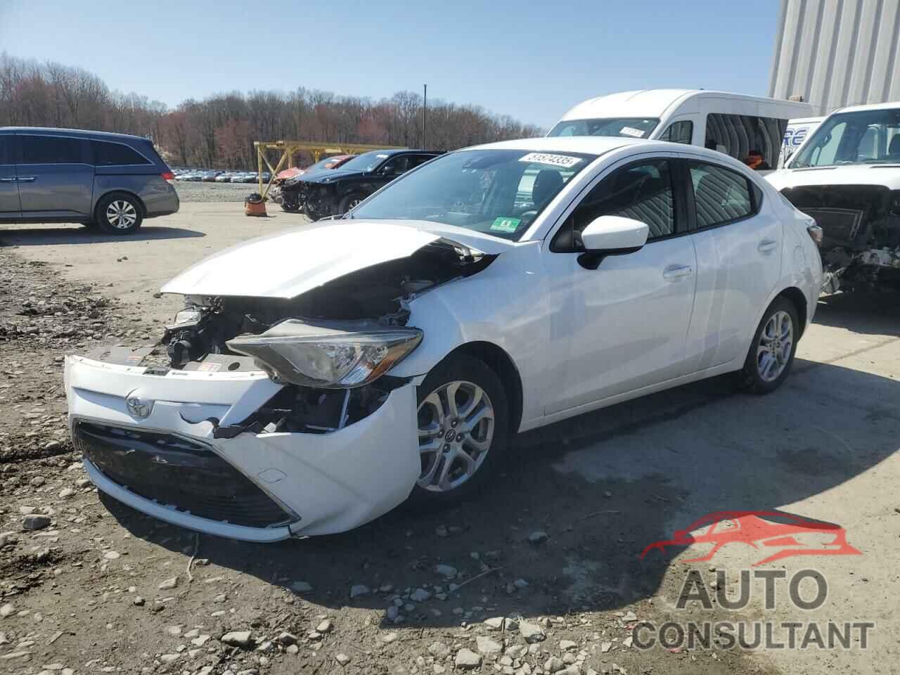 TOYOTA YARIS 2018 - 3MYDLBYV6JY326592