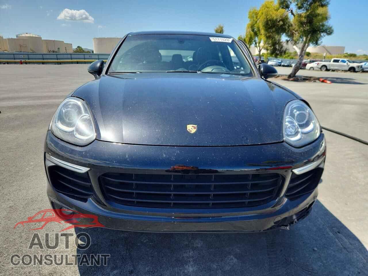 PORSCHE CAYENNE 2016 - WP1AA2A21GLA00996
