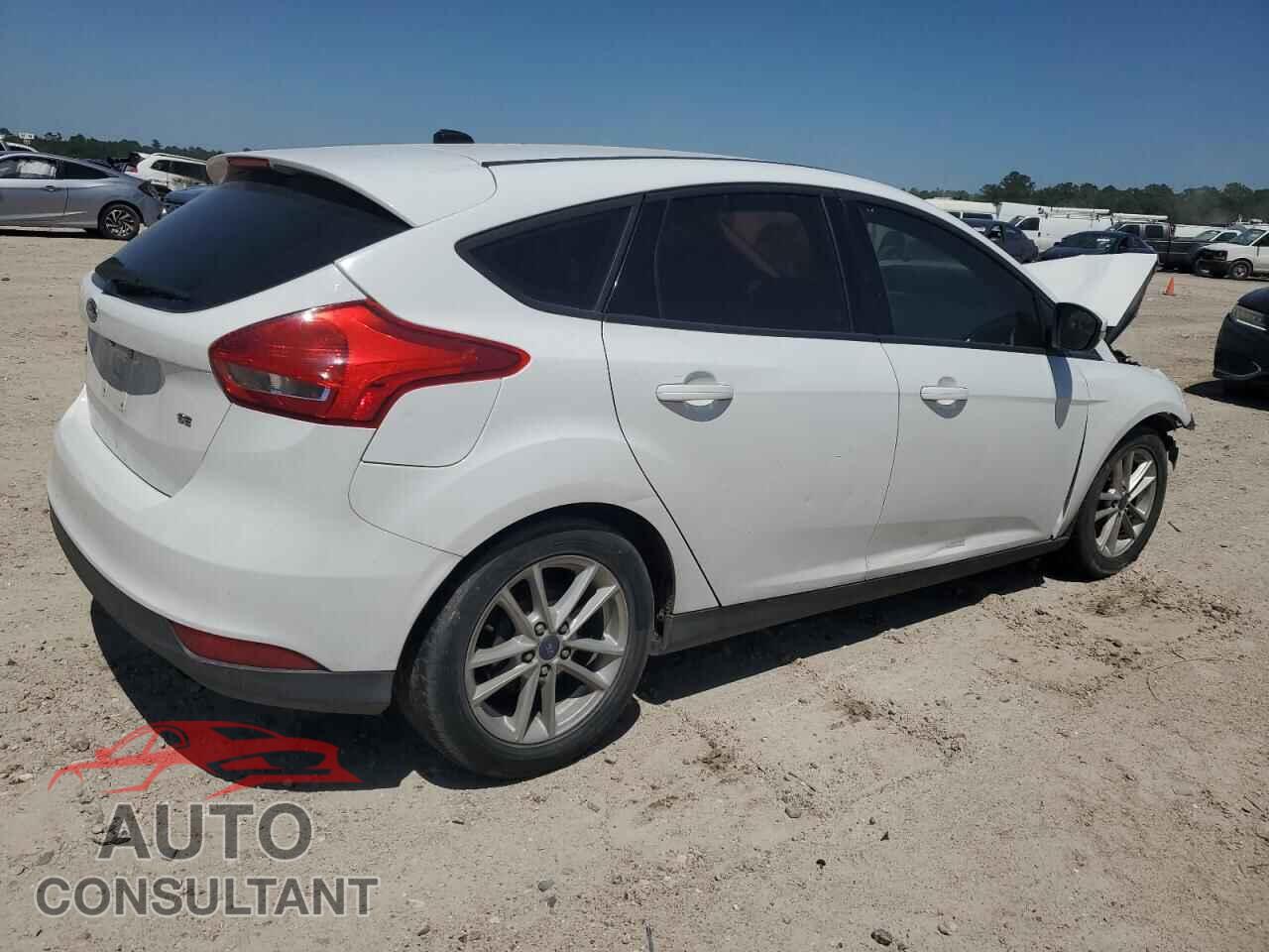 FORD FOCUS 2016 - 1FADP3K2XGL310054
