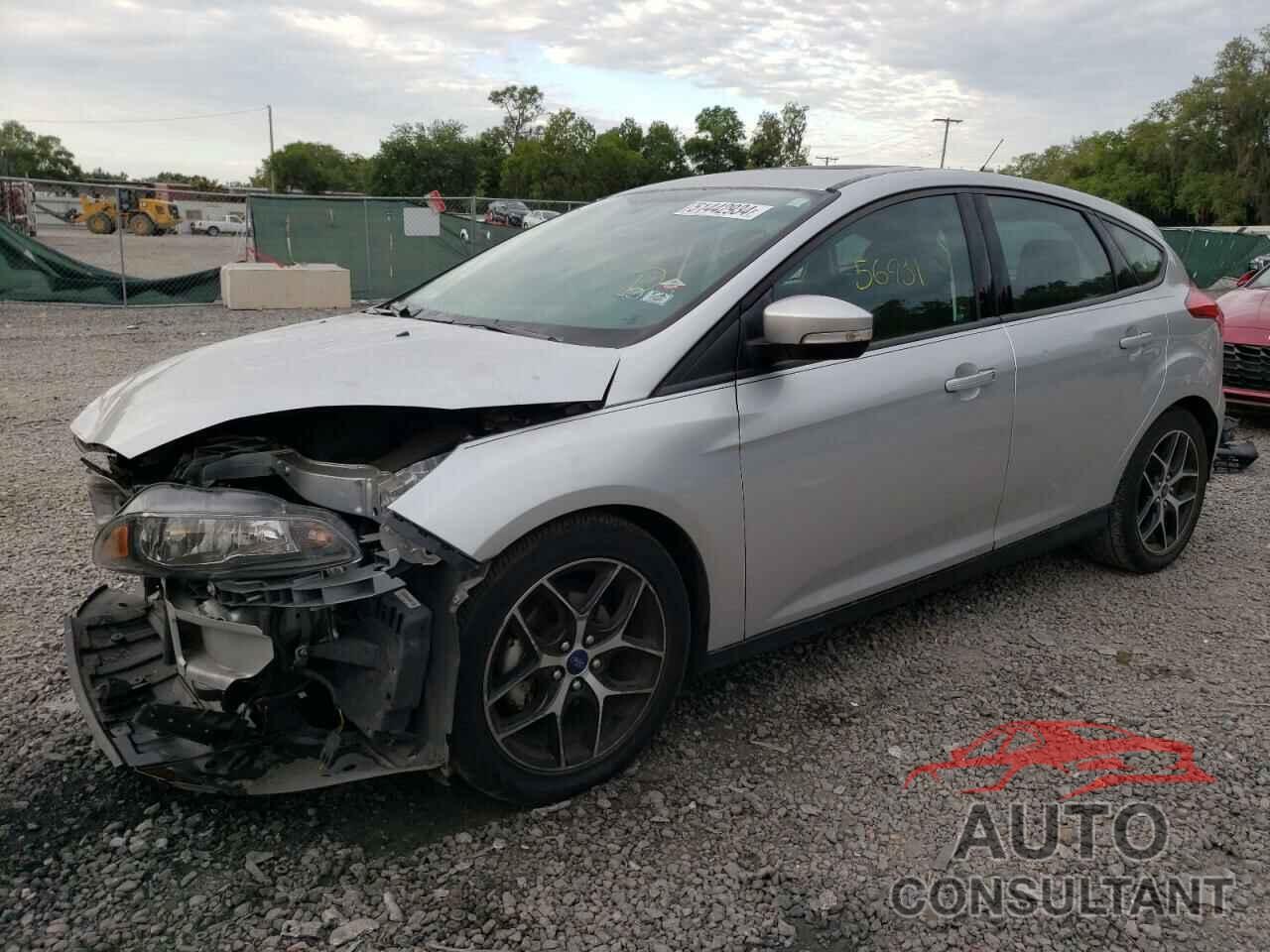 FORD FOCUS 2017 - 1FADP3M22HL212795