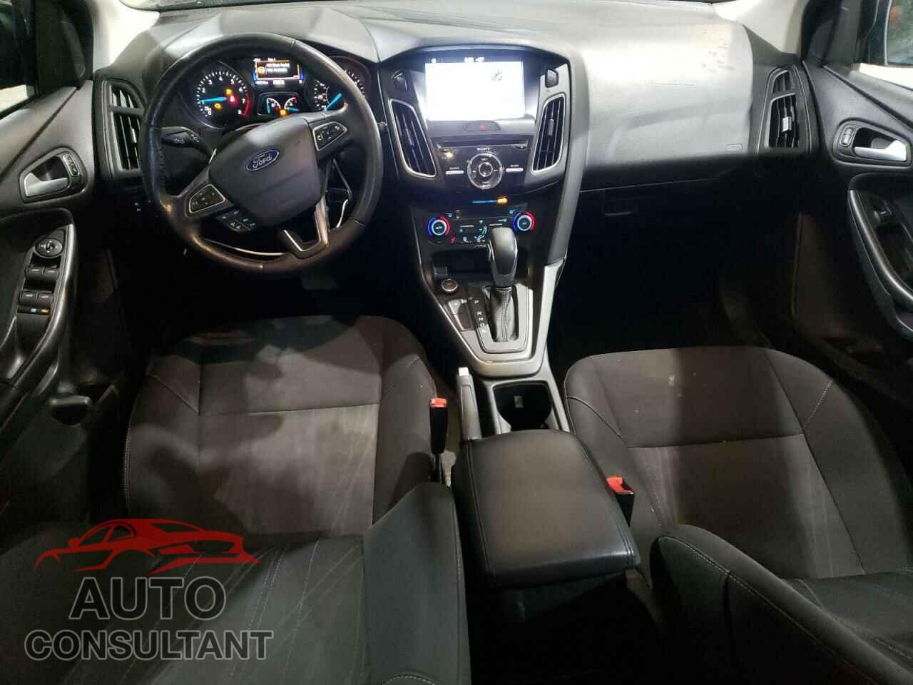FORD FOCUS 2017 - 1FADP3M20HL336239