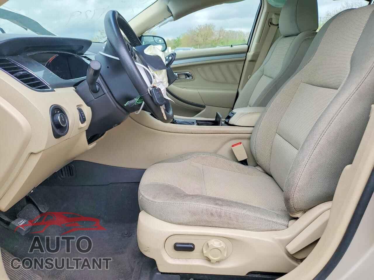 FORD TAURUS 2017 - 1FAHP2E81HG146540