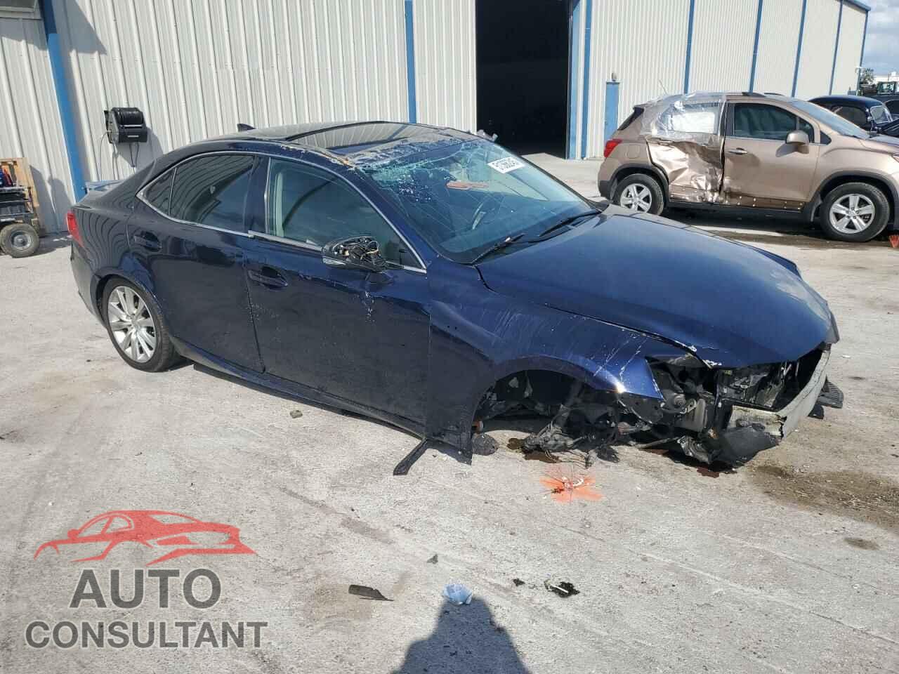 LEXUS IS 2015 - JTHBF1D22F5057707