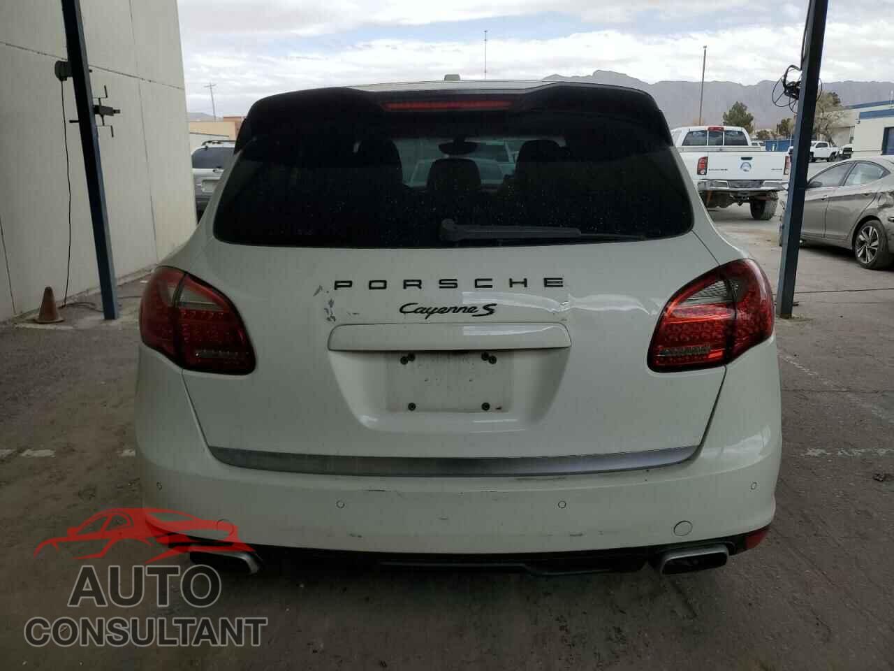 PORSCHE CAYENNE 2011 - WP1AB2A27BLA43423