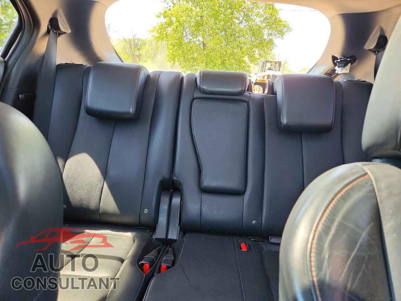 MITSUBISHI ECLIPSE 2019 - JA4AT5AA2KZ021229