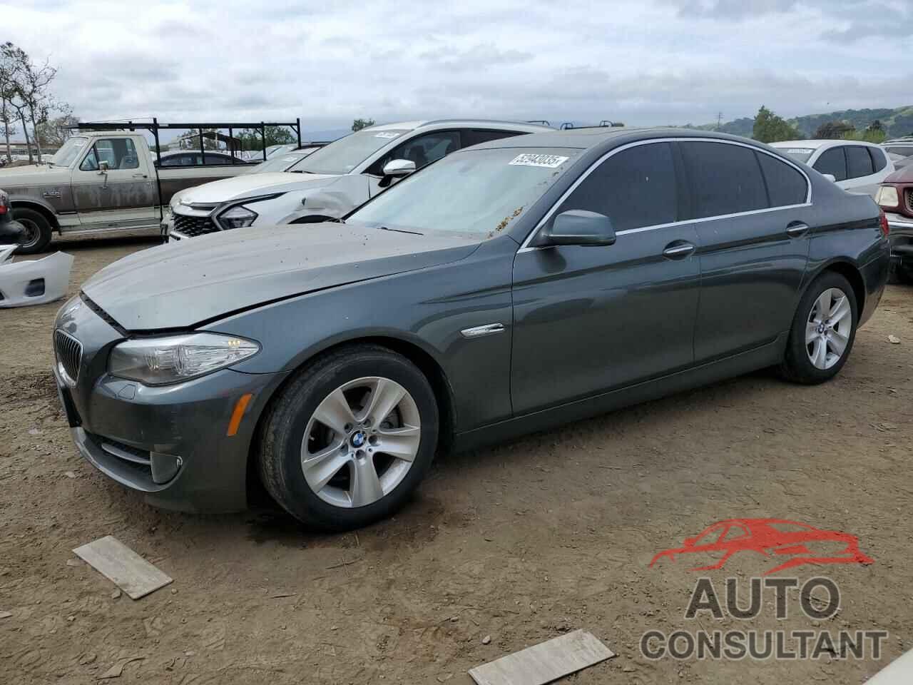 BMW 5 SERIES 2011 - WBAFR1C55BC750294