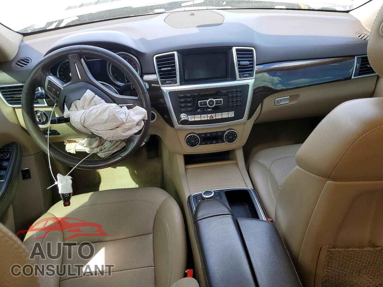 MERCEDES-BENZ M-CLASS 2015 - 4JGDA5JB2FA512529