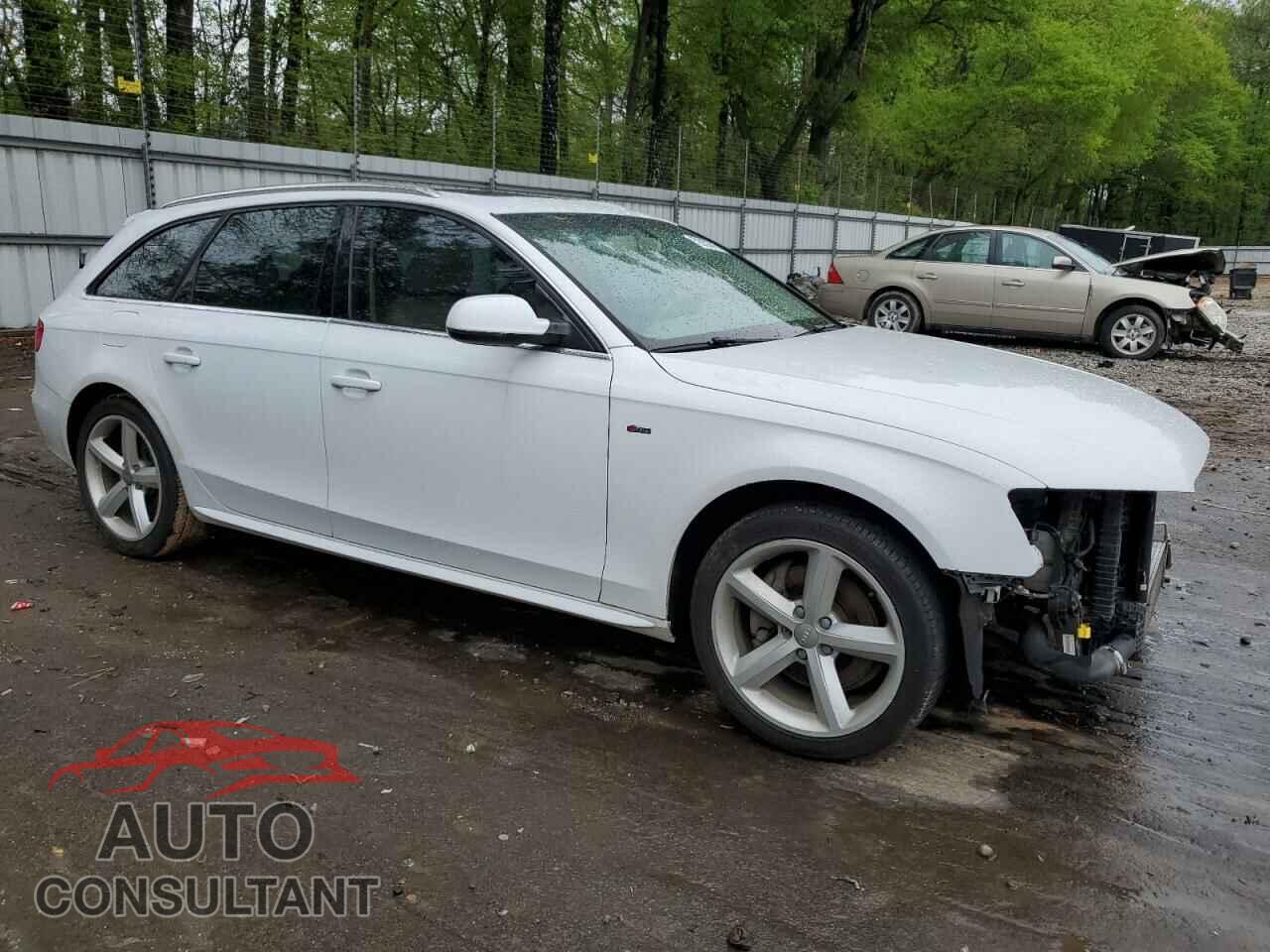 AUDI A4 2012 - WAUWFAFL8CA039799