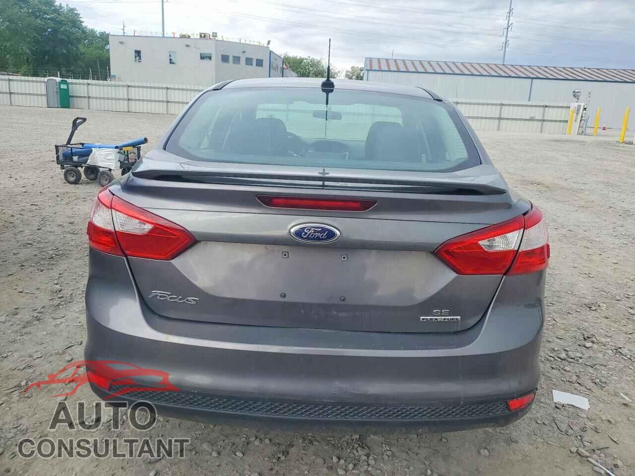 FORD FOCUS 2014 - 1FADP3F27EL340295