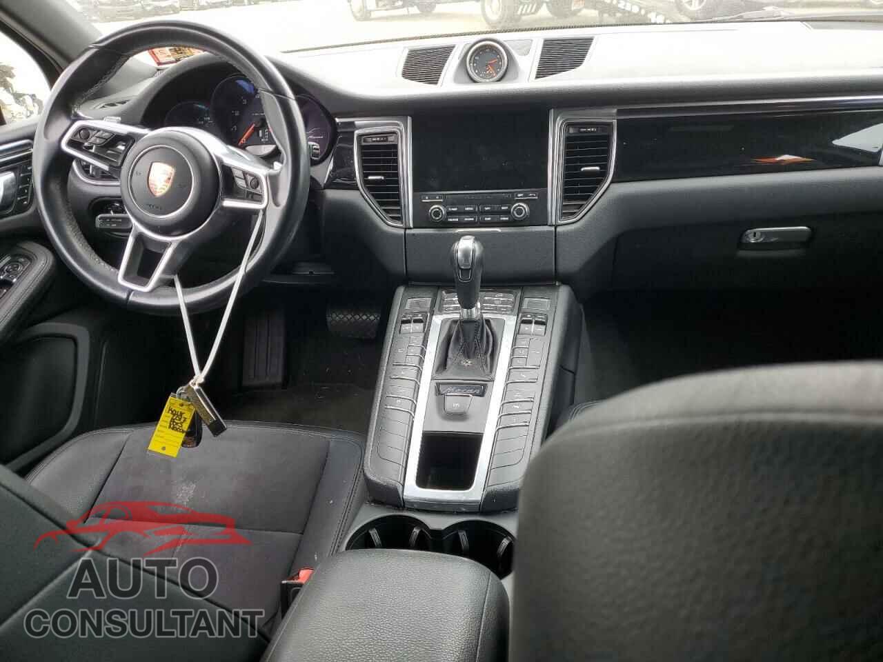 PORSCHE MACAN 2017 - WP1AA2A50HLB08845