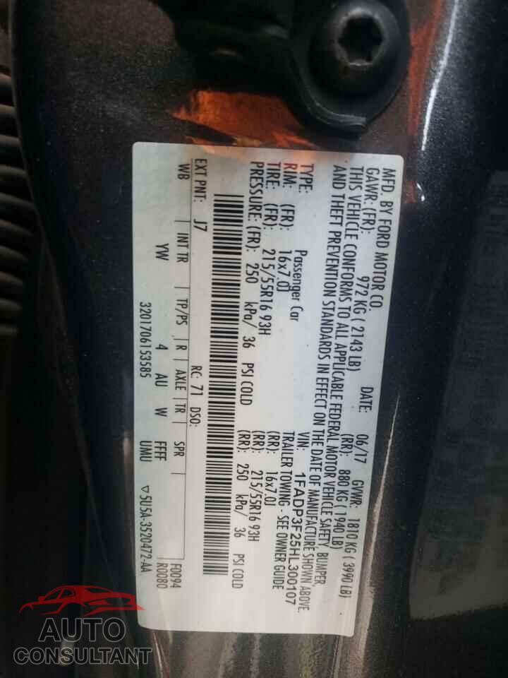 FORD FOCUS 2017 - 1FADP3F25HL300107