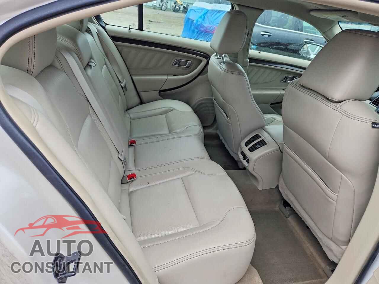 FORD TAURUS 2012 - 1FAHP2FW3CG122620