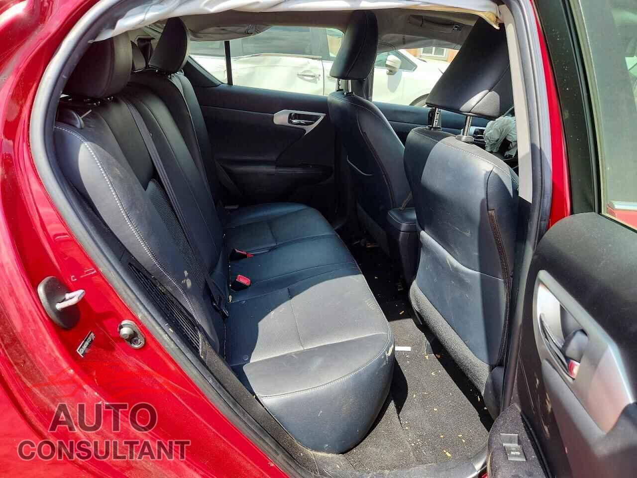 LEXUS CT 200 2012 - JTHKD5BH7C2077288