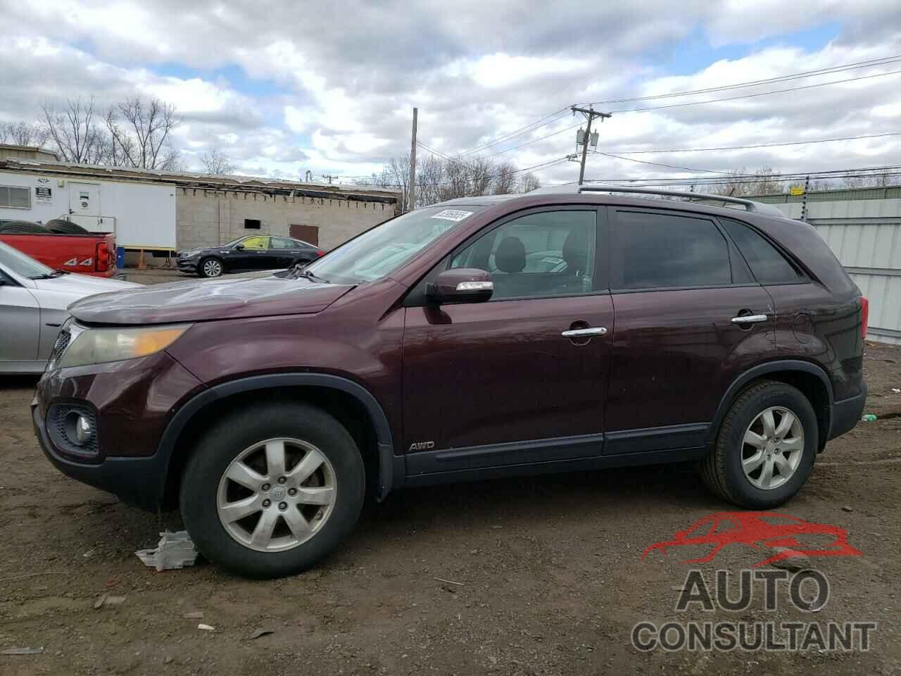 KIA SORENTO 2011 - 5XYKTCA13BG055192