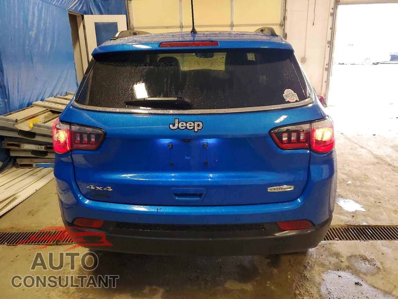 JEEP COMPASS 2018 - 3C4NJDBB0JT398758