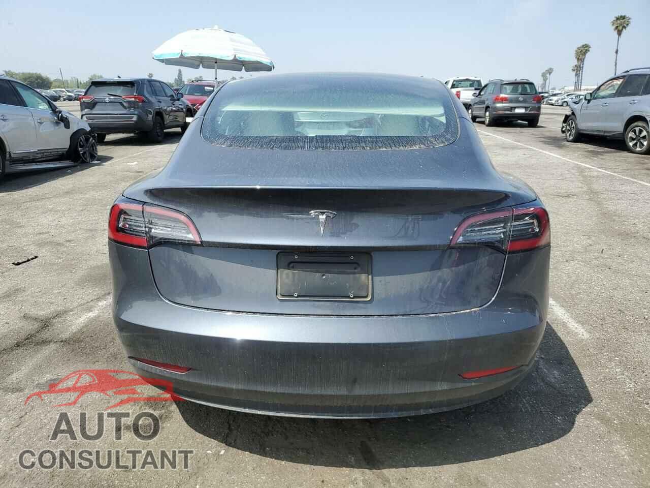 TESLA MODEL 3 2023 - 5YJ3E1EA7PF395103