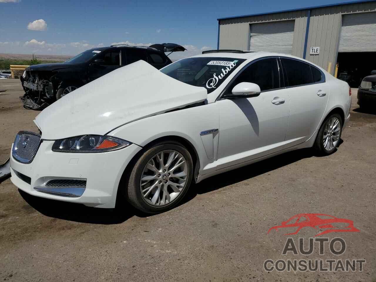 JAGUAR XF 2013 - SAJWA0E70D8S97258