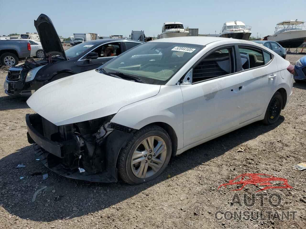 HYUNDAI ELANTRA 2019 - 5NPD84LF7KH485101