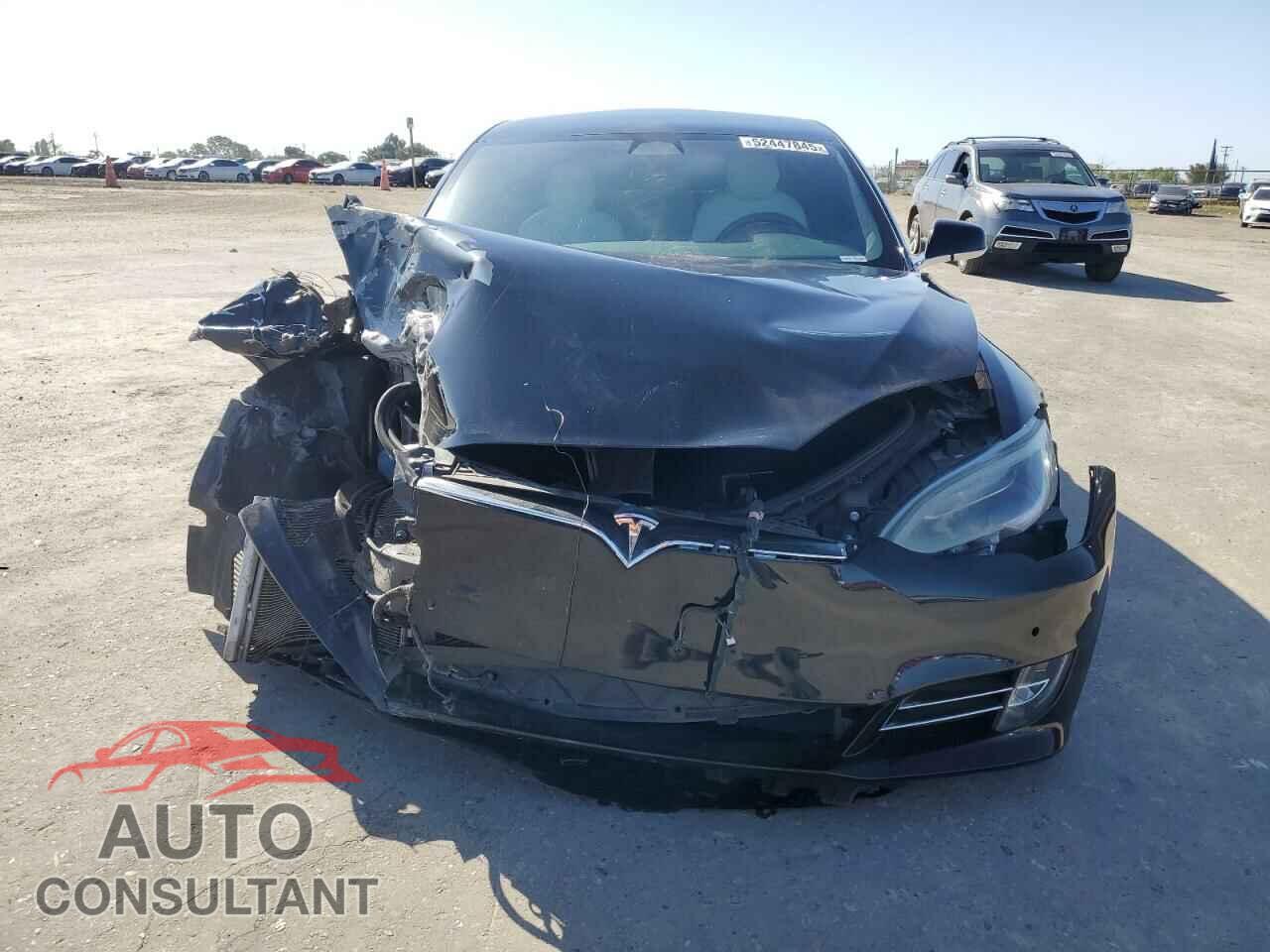 TESLA MODEL S 2017 - 5YJSA1E2XHF198749