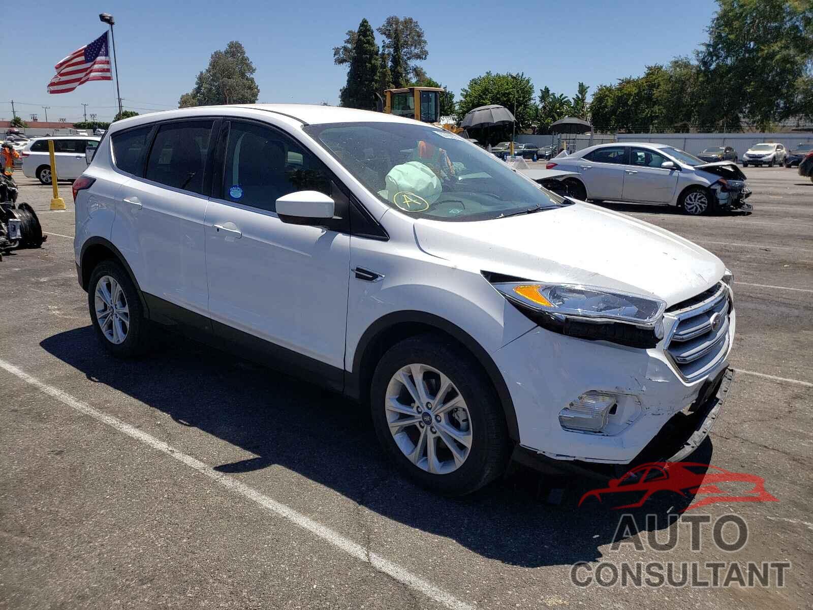 FORD ESCAPE 2019 - 1FMCU0GD7KUA20182