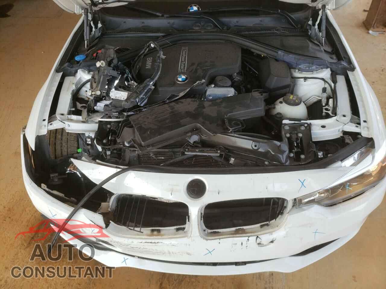 BMW 3 SERIES 2017 - WBA8A9C39HK620563