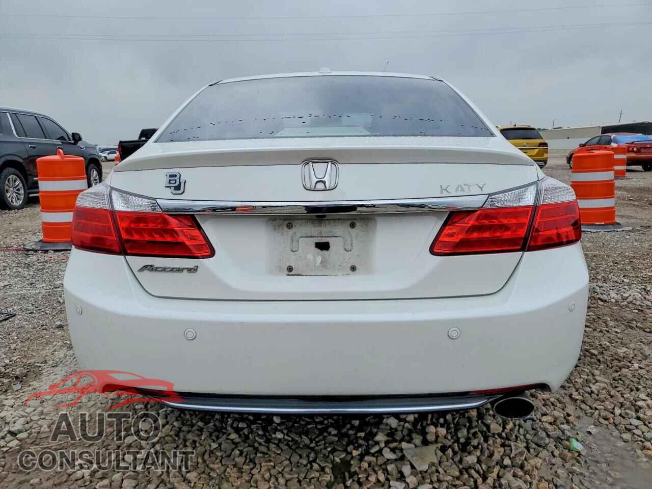 HONDA ACCORD 2013 - 1HGCR2F82DA210239