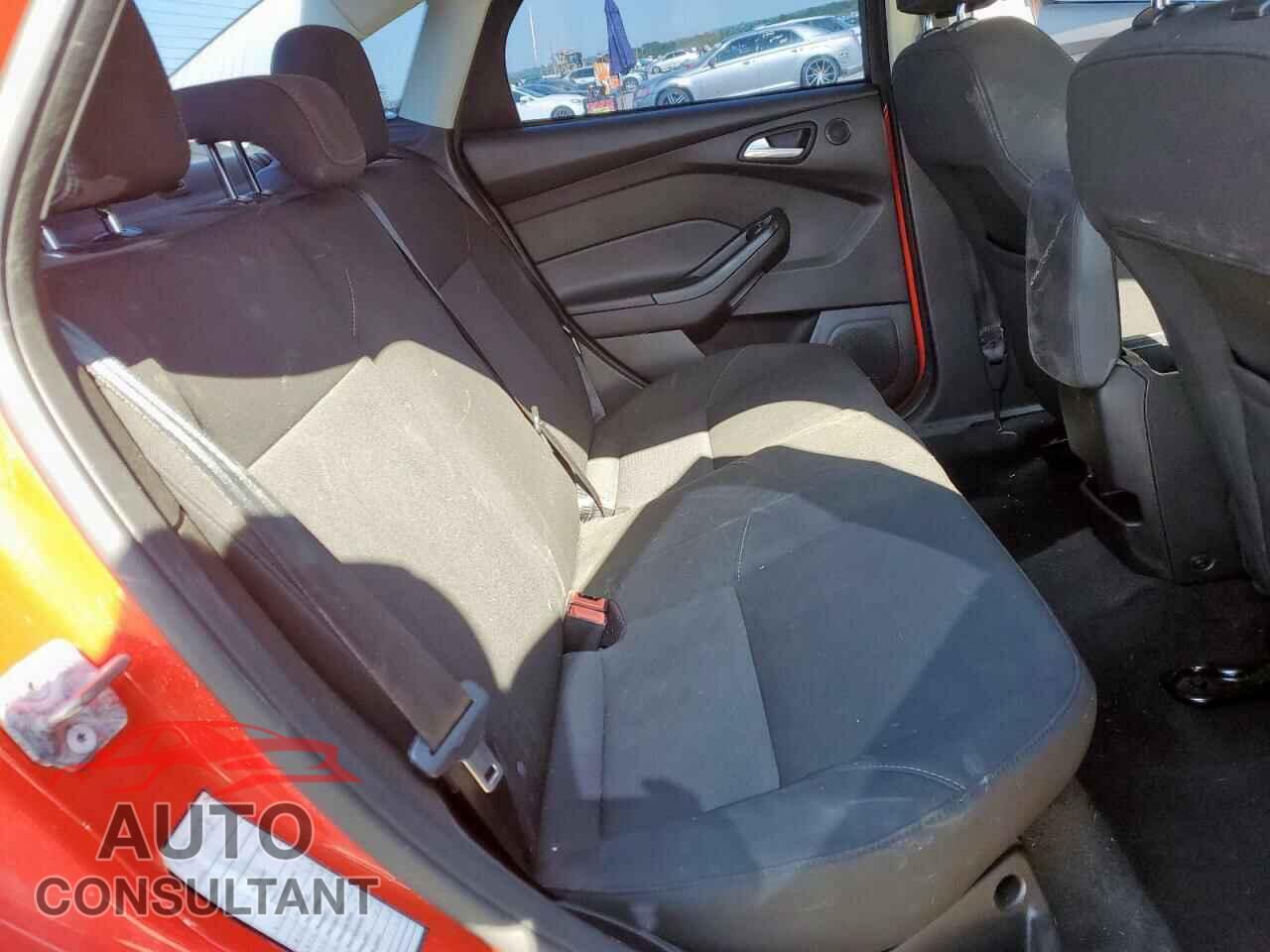 FORD FOCUS 2017 - 1FADP3H28HL248307