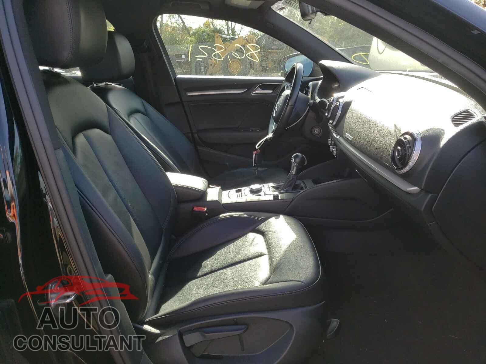 AUDI A3 2016 - WAUA7HFF1G1109725